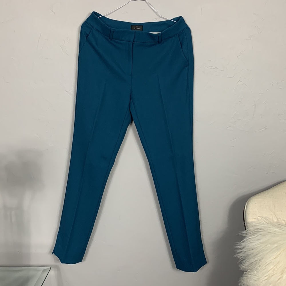 White House Black Market Cropped Pants